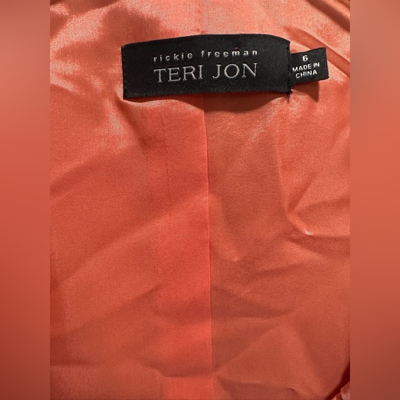 Rickie Freeman Teri Jon 2 piece Set - Picture 8 of 9